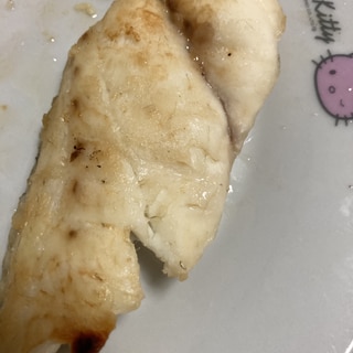 臭みが抜けた食べやすい鯛の塩焼き